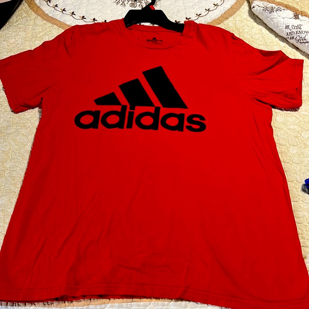 Adidas T-shirt amplifier, Youth size large red color